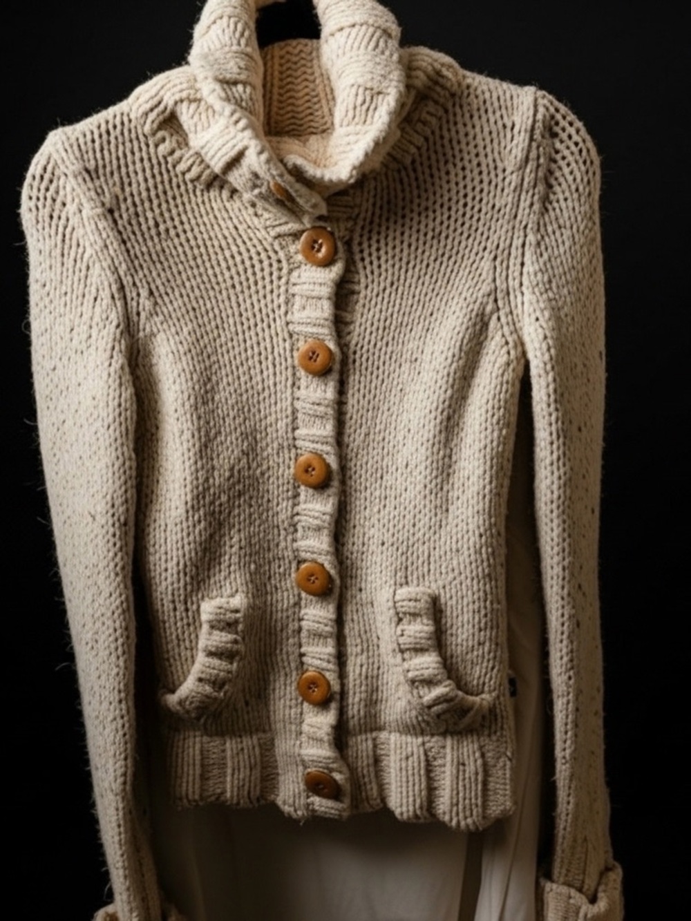 BEAUTIFUL Lambs Wool          Front Cable Knit Sweater Cardigan - Cream